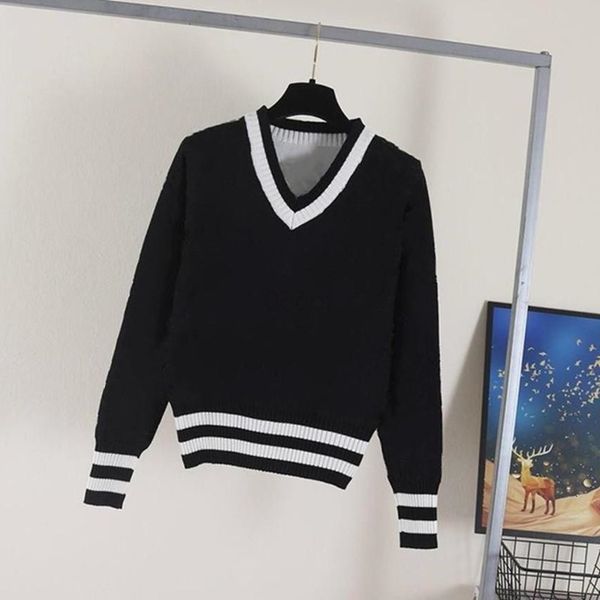 casual women's sweaters knit contrast color long sleeve autumn fashion wear classic ladies sweater cardigan neck cotton designer luxury, White;black
casual women's sweaters knit contrast color long sleeve autumn fashion wear classic ladies sweater cardigan neck cotton designer luxury, White;black