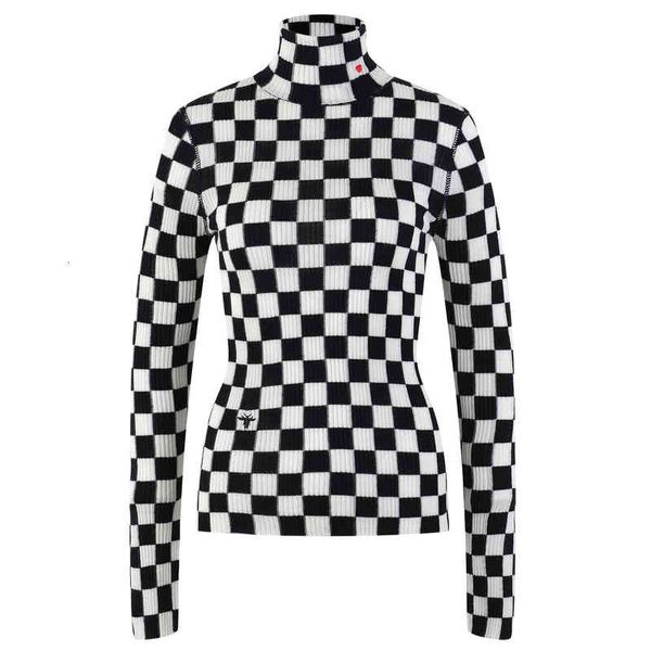 women's knits tees net red women's high neck sweater bottoms with the same style. the black and white chess style in autumn winter
women's knits tees net red women's high neck sweater bottoms with the same style. the black and white chess style in autumn winter