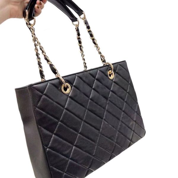 2022 female genuine leather diamond lattice black bag famous shoulder beach large capacity vintage chain tote bags handbags for women girls
2022 female genuine leather diamond lattice black bag famous shoulder beach large capacity vintage chain tote bags handbags for women girls