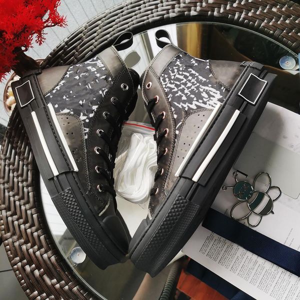 2021 b22 b23 casual shoes high low sneakers oblique trainers embroidery printed alphabet canvas shoe women men stylist shoes, Black
2021 b22 b23 casual shoes high low sneakers oblique trainers embroidery printed alphabet canvas shoe women men stylist shoes, Black