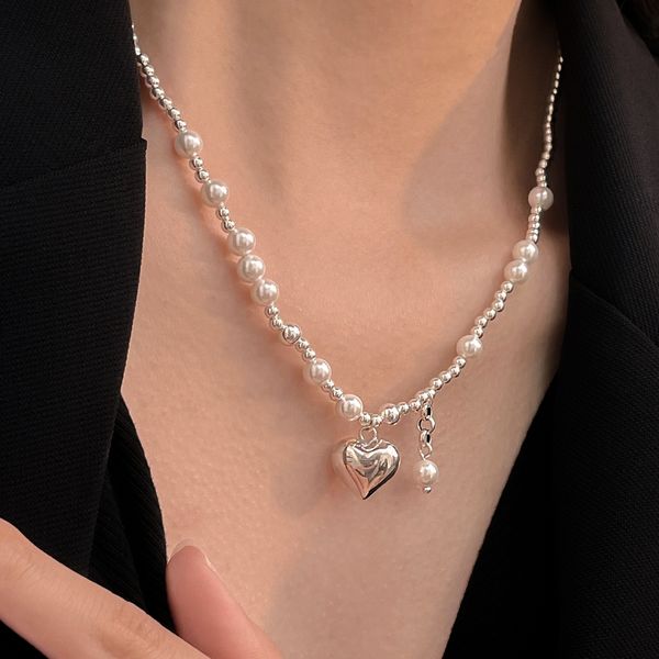 s925 full body sterling pearl love necklace female minority design versatile summer clavicle chain, Silver
s925 full body sterling pearl love necklace female minority design versatile summer clavicle chain, Silver
