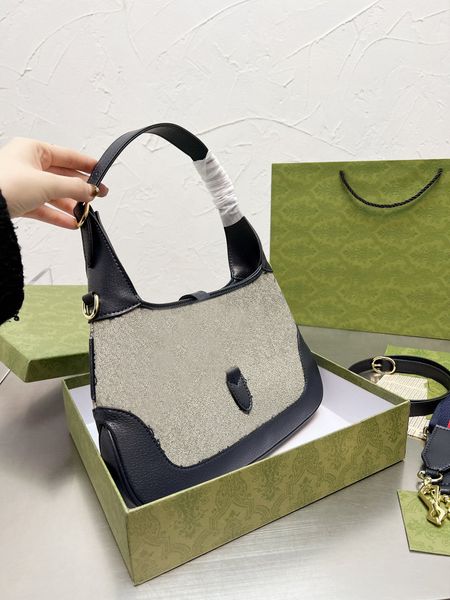 designer handbags crossbody bag luxuries designers beige blue letter stitching totes womens fashion bags mens wallets designer back pack bac
designer handbags crossbody bag luxuries designers beige blue letter stitching totes womens fashion bags mens wallets designer back pack bac