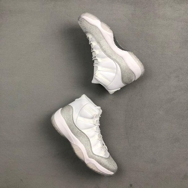 shoes heren jumpmen 11 white metallic silver vast grey 36-46
shoes heren jumpmen 11 white metallic silver vast grey 36-46