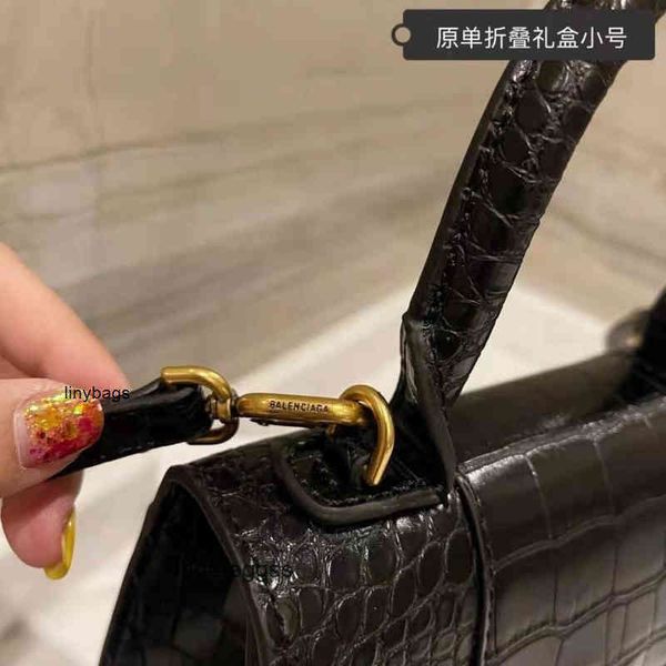 balencaigass bag handbag handbags italy female b family crocodile calf crescent hourglass portable messenger bag luxury deaigner handbag wp5
balencaigass bag handbag handbags italy female b family crocodile calf crescent hourglass portable messenger bag luxury deaigner handbag wp5