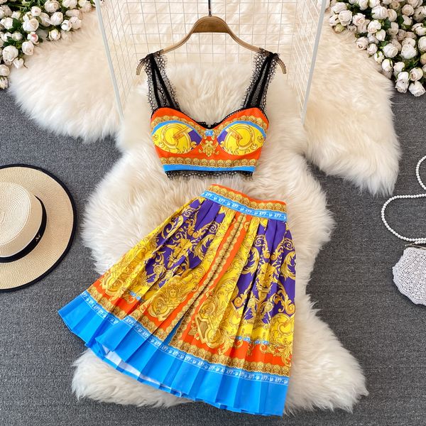 2022 fine elegant two piece dress women lace suspender and pleated skirt retro 2 piece suits casual vacation designer set luxury fashion sum, White 
2022 fine elegant two piece dress women lace suspender and pleated skirt retro 2 piece suits casual vacation designer set luxury fashion sum, White