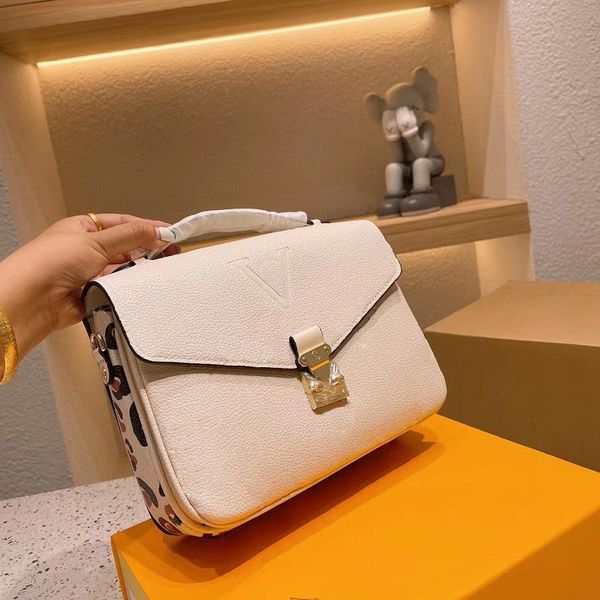 fashion designer bag single handbag bags zipper shoulder bag pocke women luxury leather designers wallets lady ladies long purse by brand 00
fashion designer bag single handbag bags zipper shoulder bag pocke women luxury leather designers wallets lady ladies long purse by brand 00