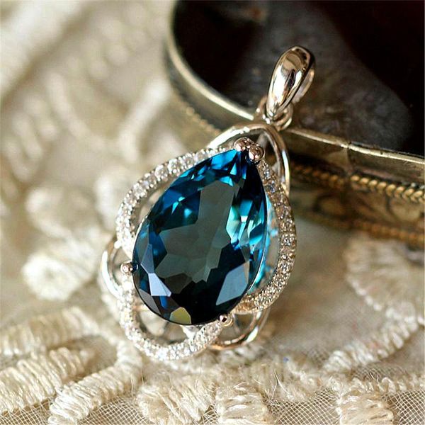 lockets blue crystal pendant necklace for women sapphire gemstones white gold silver color luxury diamond bijoux jewelry choker gift
lockets blue crystal pendant necklace for women sapphire gemstones white gold silver color luxury diamond bijoux jewelry choker gift