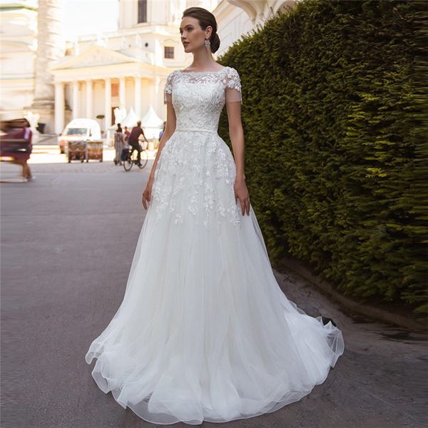2022new bride short-sleeved wedding dress forest series simple super fairy hepburn travel shoot small trailing tail wedding dresses vestido, White
2022new bride short-sleeved wedding dress forest series simple super fairy hepburn travel shoot small trailing tail wedding dresses vestido, White