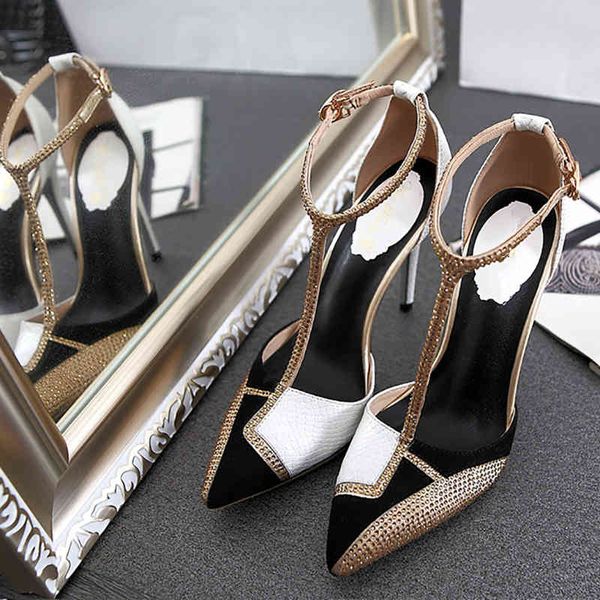 sandals summer t-shaped flange sandals gladiator shoes crystal high-heeled pointed sandals, Black 
sandals summer t-shaped flange sandals gladiator shoes crystal high-heeled pointed sandals, Black