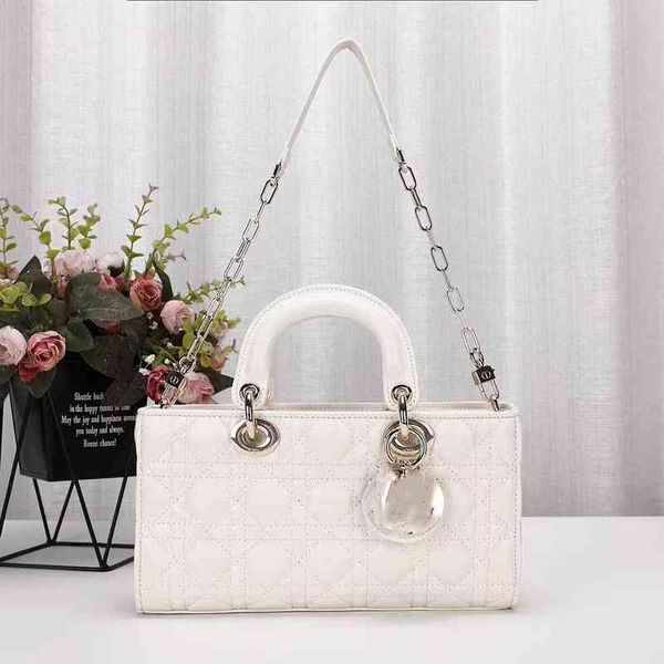 factory online export designer tide brand ladies bag new lady hand messenger 2022 cowhide women's fashion d home
factory online export designer tide brand ladies bag new lady hand messenger 2022 cowhide women's fashion d home