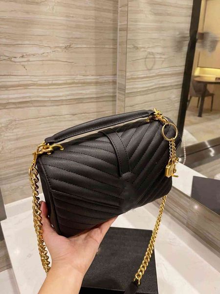 shoulder bags women messenger classic handbag vintage pendant high capacity personality fashion underarm leather purses lady wallet 1104
shoulder bags women messenger classic handbag vintage pendant high capacity personality fashion underarm leather purses lady wallet 1104