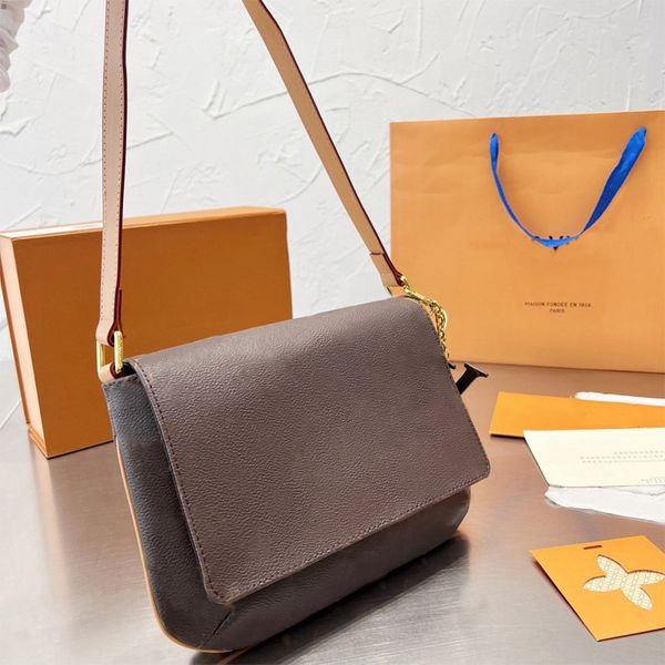 designers bag fashion leather shoulder bag luxurys handbags crossbody bags brand messenger purses
designers bag fashion leather shoulder bag luxurys handbags crossbody bags brand messenger purses