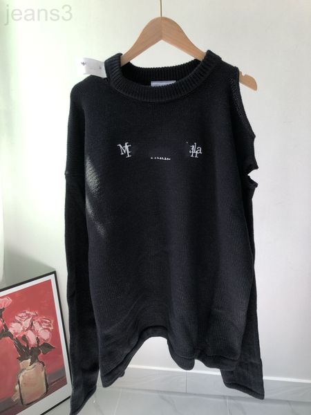 women's knits & tees designer autumn and winter letter m6 embroidery off shoulder lazy wind loose medium length black sweater pullover, White
women's knits & tees designer autumn and winter letter m6 embroidery off shoulder lazy wind loose medium length black sweater pullover, White