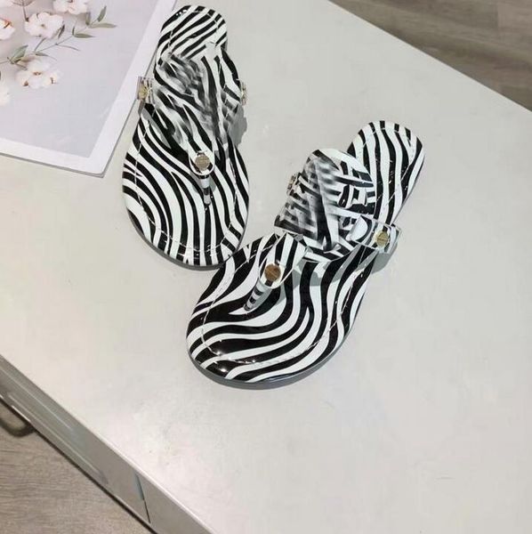 lady thong sandals hollow sandal rivets flat slippers bow tie spikes brocade designer luxury leather platform slides women flip-flops, Black
lady thong sandals hollow sandal rivets flat slippers bow tie spikes brocade designer luxury leather platform slides women flip-flops, Black