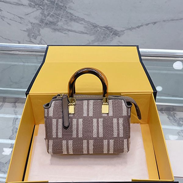 luxury saddle crossbody fendyity bags for womens multicolor handbag designer sling baguette the tote bag shoulder purses woman 7a fends wall
luxury saddle crossbody fendyity bags for womens multicolor handbag designer sling baguette the tote bag shoulder purses woman 7a fends wall