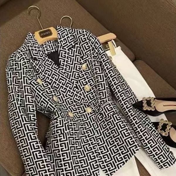 t086 womens suits & blazers tide brand high-quality retro fashion designer presbyopic maze series suit jacket lion double-breasted slim plus, White;black
t086 womens suits & blazers tide brand high-quality retro fashion designer presbyopic maze series suit jacket lion double-breasted slim plus, White;black