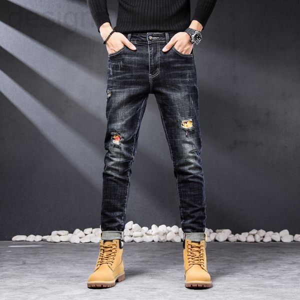 men's jeans designer fashion brand pierced jeans men's slim fit elastic high-grade pants straight tube personality casual boys, Blue
men's jeans designer fashion brand pierced jeans men's slim fit elastic high-grade pants straight tube personality casual boys, Blue
