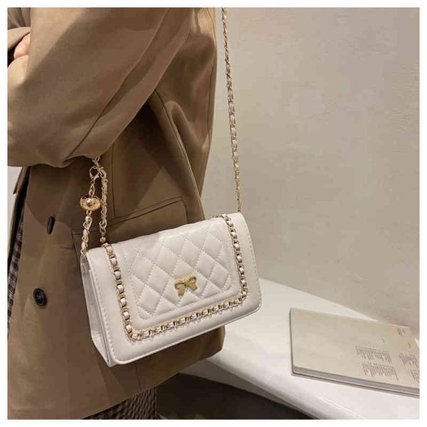 bag women's new fashion chain shoulder personalized style embroidered lattice cross messenger small female hs shoulder handbags in tren
bag women's new fashion chain shoulder personalized style embroidered lattice cross messenger small female hs shoulder handbags in tren