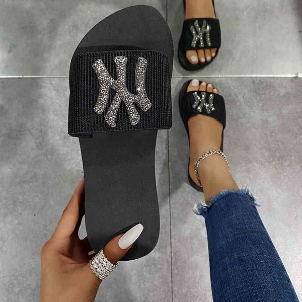 designer shoes 2022 summer new slippers flat bottomed fashion casual one line thick women's sandals rhinestones, Black
designer shoes 2022 summer new slippers flat bottomed fashion casual one line thick women's sandals rhinestones, Black