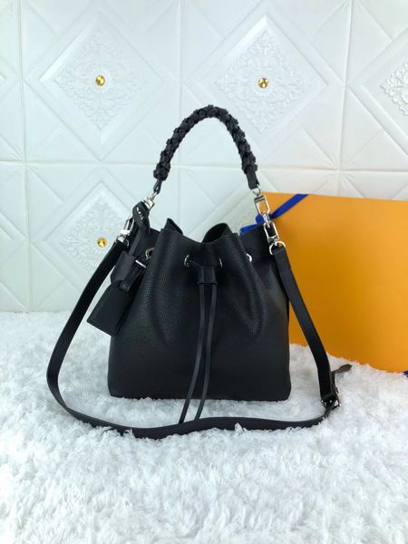 wholesale vert lagon muria drawstring bucket women small cowhide genuine leather perforated the woven handle shoulder bags m55800, Red;black
wholesale vert lagon muria drawstring bucket women small cowhide genuine leather perforated the woven handle shoulder bags m55800, Red;black