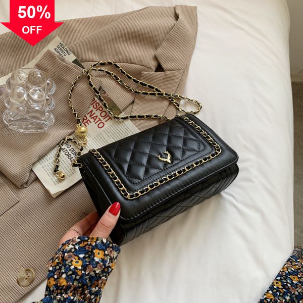 bag women's new lingge design lady cross s fashion trend female hs shoulder handbags in trendy underarm
bag women's new lingge design lady cross s fashion trend female hs shoulder handbags in trendy underarm