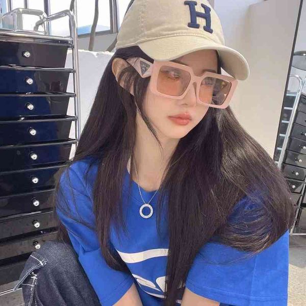 sunglasses fashion square women's net red with irregular plate moisture and uv protection, White;black
sunglasses fashion square women's net red with irregular plate moisture and uv protection, White;black
