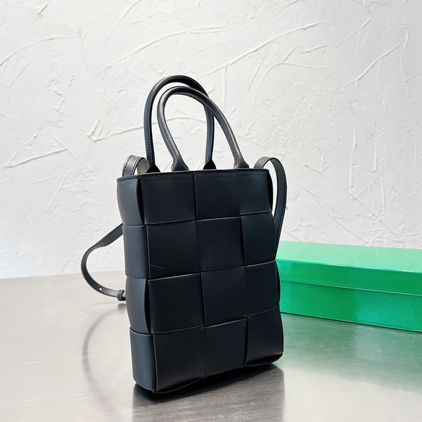 handbag crossbody bags women designer bag woven shoulder bag ladies classic wallet purses handbags
handbag crossbody bags women designer bag woven shoulder bag ladies classic wallet purses handbags