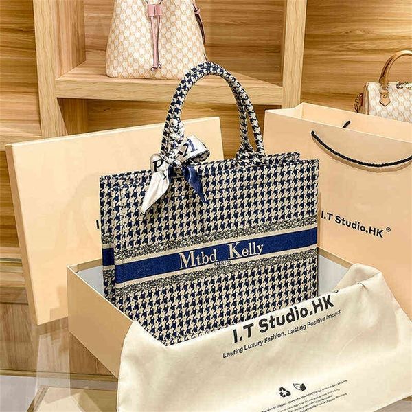 60% off factory store trendy fashion niche tote lattice handbag single shoulder messenger large capacity women's bag
60% off factory store trendy fashion niche tote lattice handbag single shoulder messenger large capacity women's bag