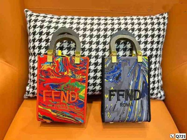 2022 new f art printed spring summer bag hand-held single messenger shopping women's luxury designer handbag purse shoulder cossbody ba
2022 new f art printed spring summer bag hand-held single messenger shopping women's luxury designer handbag purse shoulder cossbody ba