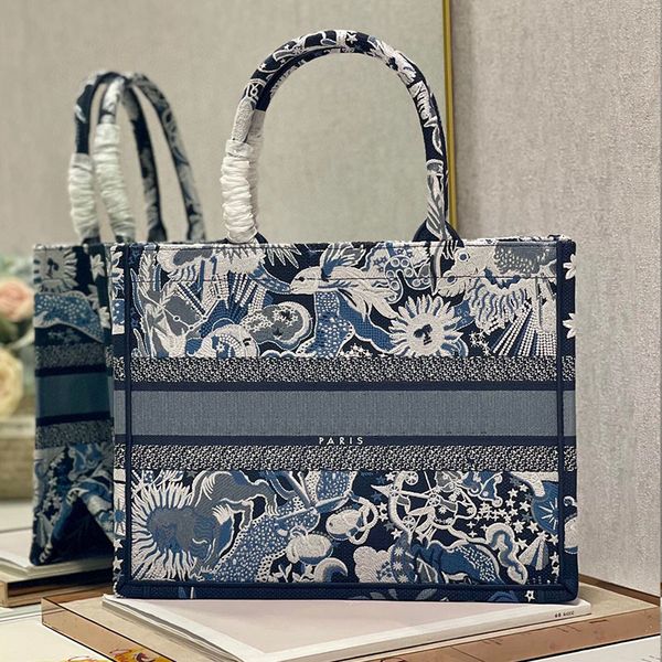 embroidery totes lady handbag large capacity canvas purse package hard handle foldable interior letter handbags
embroidery totes lady handbag large capacity canvas purse package hard handle foldable interior letter handbags