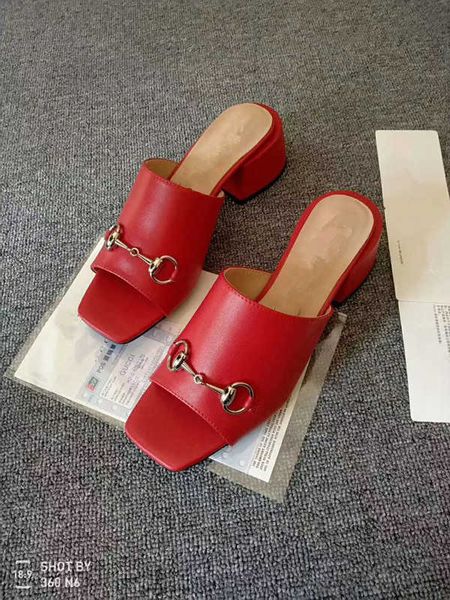 2021 fashion paris womens slippers beautiful scuffs shoes summer beach slides girls flat slippers ladies flip flops loafers, Black
2021 fashion paris womens slippers beautiful scuffs shoes summer beach slides girls flat slippers ladies flip flops loafers, Black