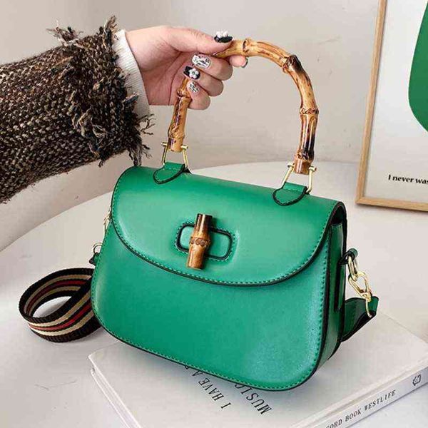 evening bags vintage fashion women s bag bamboo handle hasp saddle totes luxury brand designer shoulder crossbody mujer bolsa 220420
evening bags vintage fashion women s bag bamboo handle hasp saddle totes luxury brand designer shoulder crossbody mujer bolsa 220420