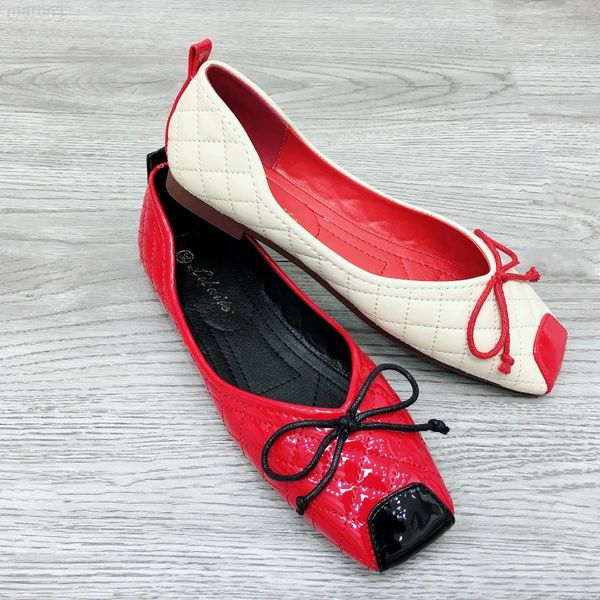dress shoes designer korean square head patent leather stitching rhombic bow shallow mouth flat sole single shoe ladle heel women's lar, Black
dress shoes designer korean square head patent leather stitching rhombic bow shallow mouth flat sole single shoe ladle heel women's lar, Black