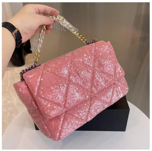 30c/25c 2022ss womens holiday 19 sequins bags classic flap quilted f/w large capacity interwoven chain shiny crossbody street party luxury d
30c/25c 2022ss womens holiday 19 sequins bags classic flap quilted f/w large capacity interwoven chain shiny crossbody street party luxury d