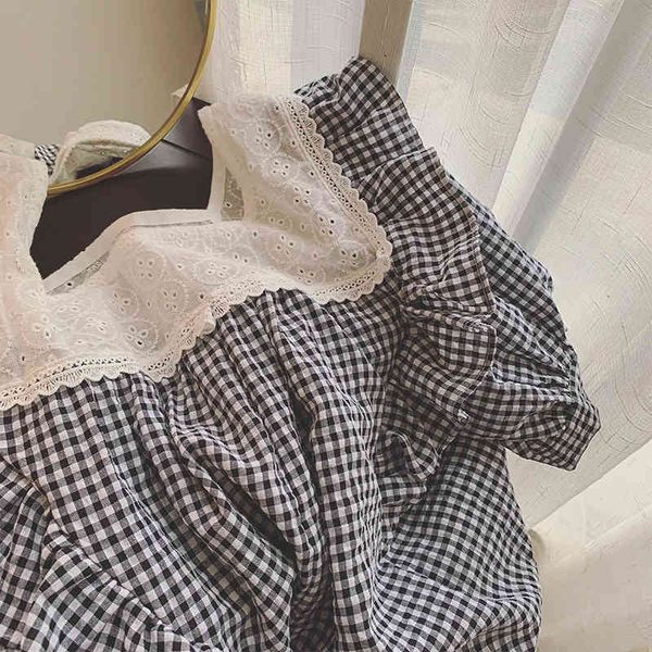 women's blouses shirts 2022 square collar lace patchwork plaid shirt women 2022 summer bubble sleeve foreign style beautiful blouse fk3, White
women's blouses shirts 2022 square collar lace patchwork plaid shirt women 2022 summer bubble sleeve foreign style beautiful blouse fk3, White