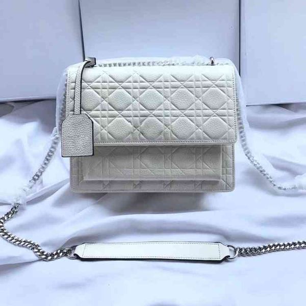 autumn and winter new cowhide press classic rattan pattern one shoulder diagonal span exquisite small square bag outlet_f3nz
autumn and winter new cowhide press classic rattan pattern one shoulder diagonal span exquisite small square bag outlet_f3nz