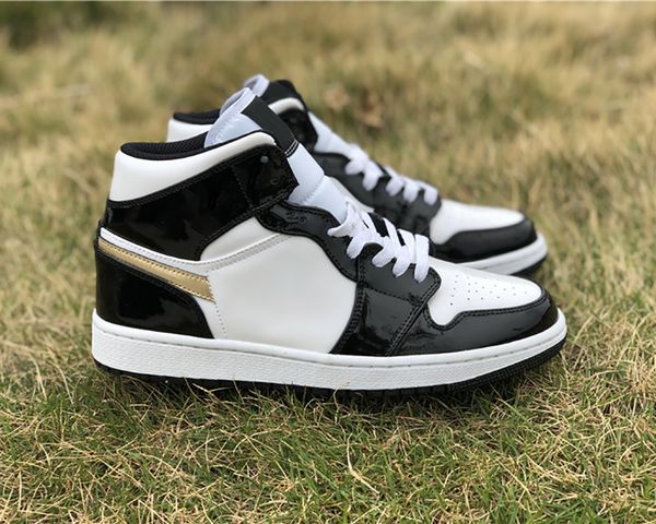 shoes high jumpman women's basketball men's 1 s black-gold colour outdoor sports sneaker
shoes high jumpman women's basketball men's 1 s black-gold colour outdoor sports sneaker