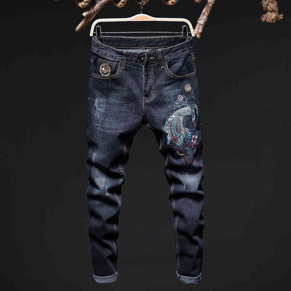 men's jeans design style small straight elastic jeans embroidered carp deep blue slim pants p9m9
men's jeans design style small straight elastic jeans embroidered carp deep blue slim pants p9m9