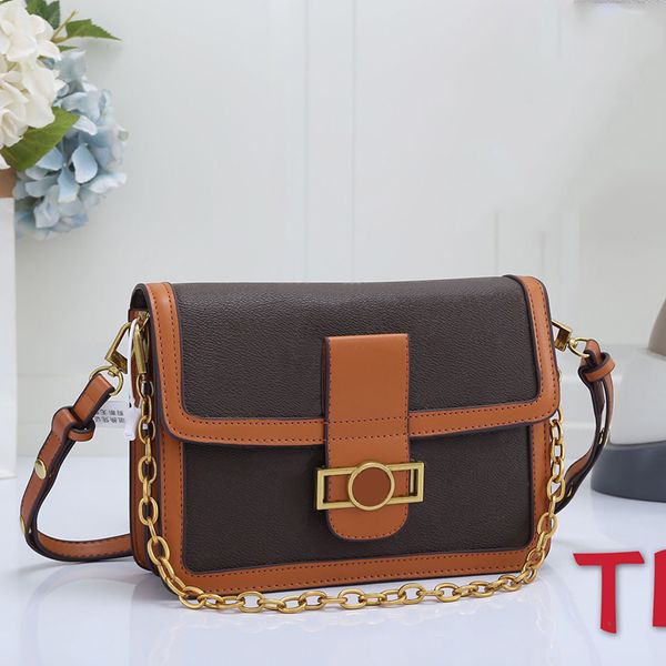 designer luxury women the tote bag fashion versatile handbags shoulder crossbody bags purse tories totes large capacity saddle wallets 7a 83
designer luxury women the tote bag fashion versatile handbags shoulder crossbody bags purse tories totes large capacity saddle wallets 7a 83