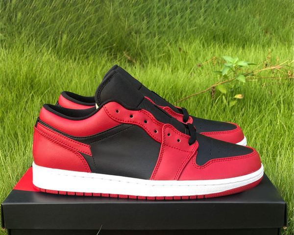 shoes male female unc joint designed classic chicago 1 antiskid abrasion black red sneakers casual shoe, White;red
shoes male female unc joint designed classic chicago 1 antiskid abrasion black red sneakers casual shoe, White;red