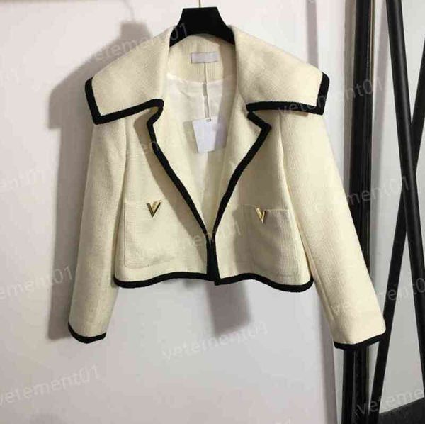 luxury womens jackets fashion v..no letter v pocket cropped tweed large lapel jacket brand hoodie women designer clothing 0912, Black;brown
luxury womens jackets fashion v..no letter v pocket cropped tweed large lapel jacket brand hoodie women designer clothing 0912, Black;brown