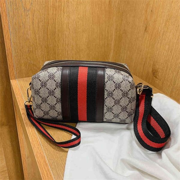 fashion foreign style one mobile phone fall new casual texture contrast pillow women's design purses online
fashion foreign style one mobile phone fall new casual texture contrast pillow women's design purses online