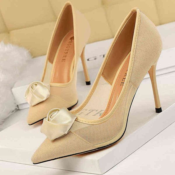 bigtree shoes rose flower woman pumps mesh hollow high heels party stiletto 2022 new pointed toe ladies 220531, Black
bigtree shoes rose flower woman pumps mesh hollow high heels party stiletto 2022 new pointed toe ladies 220531, Black