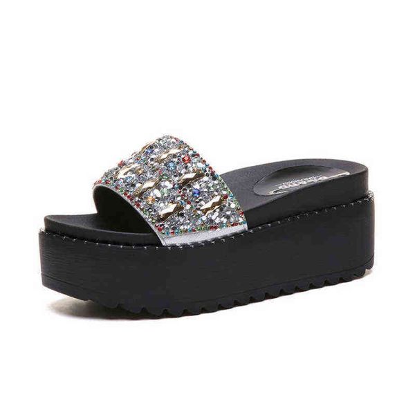 slippers women bling slides high flat heel slip on platform rubber ladies shoes beach sandals flip flops zapatos de mujer 220530, Black
slippers women bling slides high flat heel slip on platform rubber ladies shoes beach sandals flip flops zapatos de mujer 220530, Black