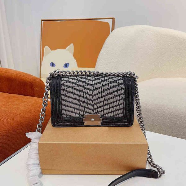 handbags designer bag crossbody bags women chain bag clutch flap totes wallet check thread purse double letters solid hasp
handbags designer bag crossbody bags women chain bag clutch flap totes wallet check thread purse double letters solid hasp