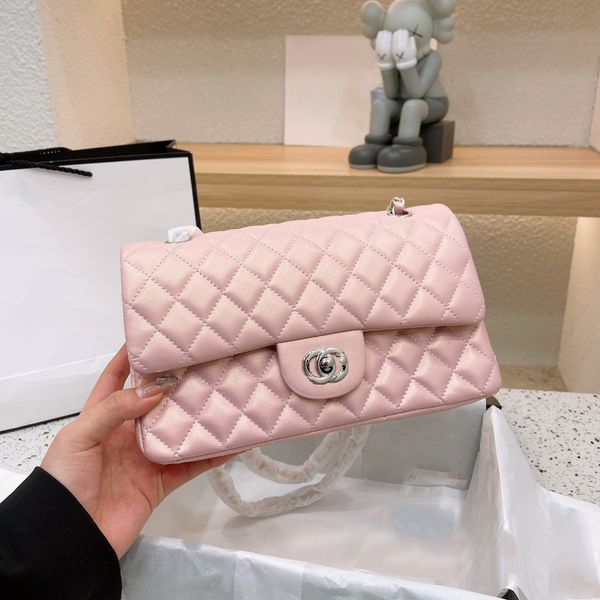 luxury handbag designer shoulder bags cross body classic plaid pearlescent fabric design fashion brand leather womens versatile elegant tote
luxury handbag designer shoulder bags cross body classic plaid pearlescent fabric design fashion brand leather womens versatile elegant tote