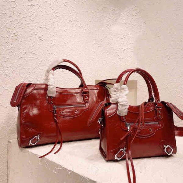classic city handbag handle tote bag women designer luxury motorcycle shoulder bagss crossbody large capacity metal buckle packs 220315
classic city handbag handle tote bag women designer luxury motorcycle shoulder bagss crossbody large capacity metal buckle packs 220315