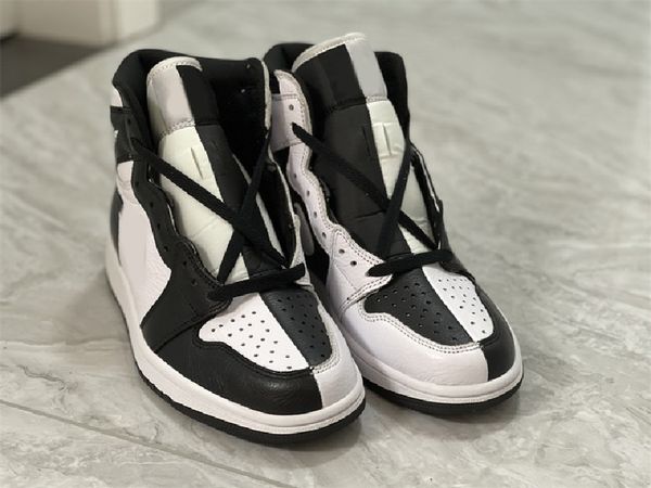 authentic 1 mid invert shoes 1s black white men sports sneakers outdoor dr0501-101 with original box
authentic 1 mid invert shoes 1s black white men sports sneakers outdoor dr0501-101 with original box