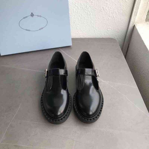 sandals high version p mary jane round head t-belt single shoe thick bottom heel women's shoes, Black
sandals high version p mary jane round head t-belt single shoe thick bottom heel women's shoes, Black