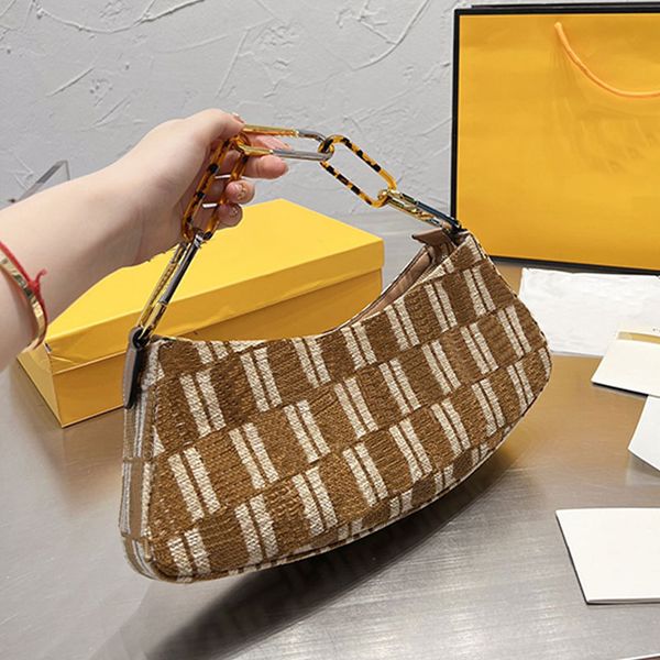 underarm bag chain crossbdoy handbag shoulder back bags classic letter prints zipper pocket canvas genuine purse women axillary handbags
underarm bag chain crossbdoy handbag shoulder back bags classic letter prints zipper pocket canvas genuine purse women axillary handbags